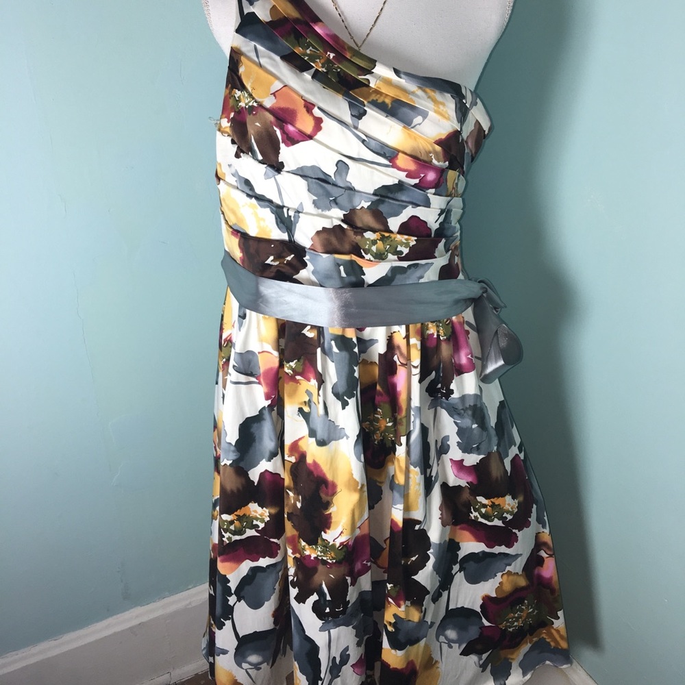 One shoulder satin party dress